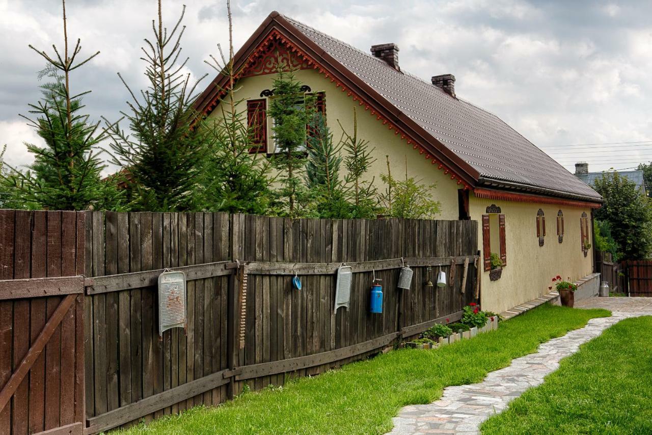 Aleksandrowka - Domek Anastazja Trzescianka Buitenkant foto