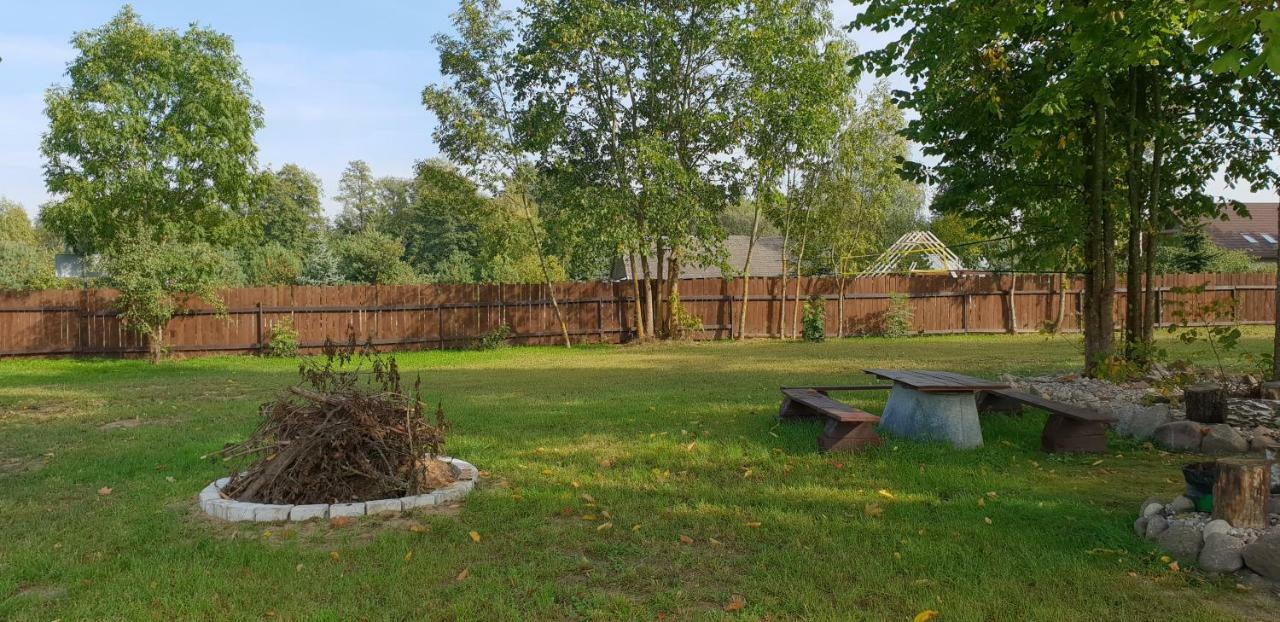 Aleksandrowka - Domek Anastazja Trzescianka Buitenkant foto