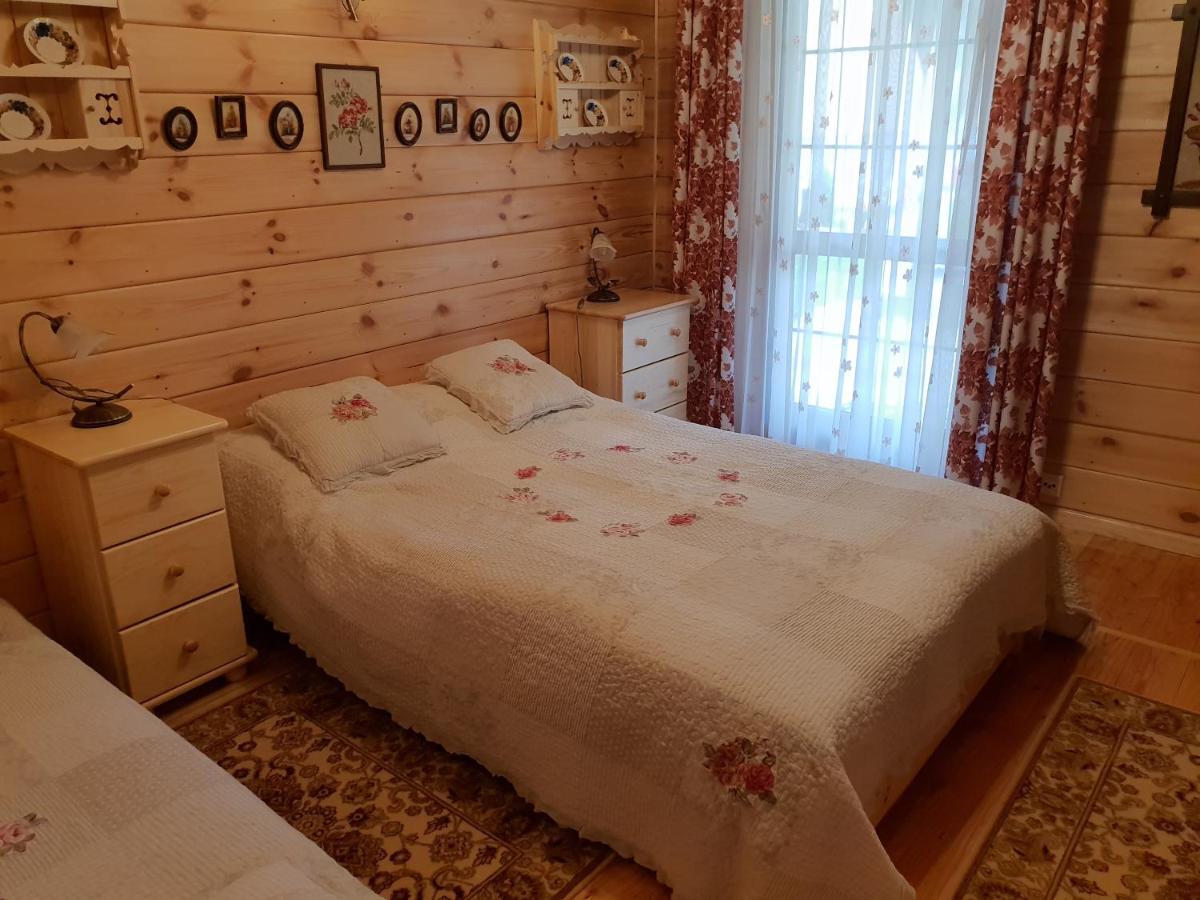 Aleksandrowka - Domek Anastazja Trzescianka Buitenkant foto